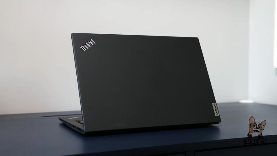 thinkpad t14p深度评测?碳纤 笔记本-图3 thinkpad t14p深度评测?碳纤 笔记本-图3