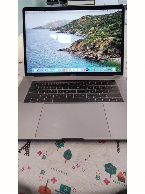 苹果笔记本15寸的哪个型号好?apple超薄笔记本电脑-图2 苹果笔记本15寸的哪个型号好?apple超薄笔记本电脑-图2