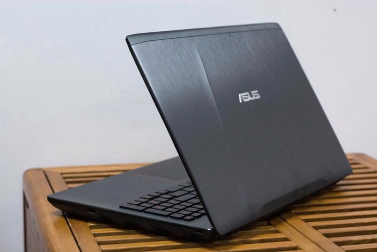 华硕两款同价位8800gt?华硕笔记本搭载FX-8800P-图2 华硕两款同价位8800gt?华硕笔记本搭载FX-8800P-图2