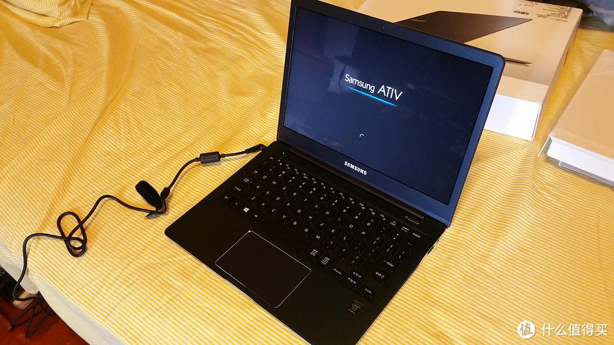 三星930x2k-k01 12.2英寸超极本怎么样?三星930笔记本测试-图3 三星930x2k-k01 12.2英寸超极本怎么样?三星930笔记本测试-图3