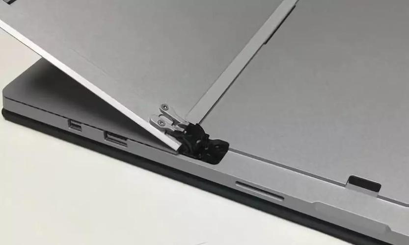 笔记本转轴能承受多大的力?笔记本转轴 角度-图1 笔记本转轴能承受多大的力?笔记本转轴 角度-图1