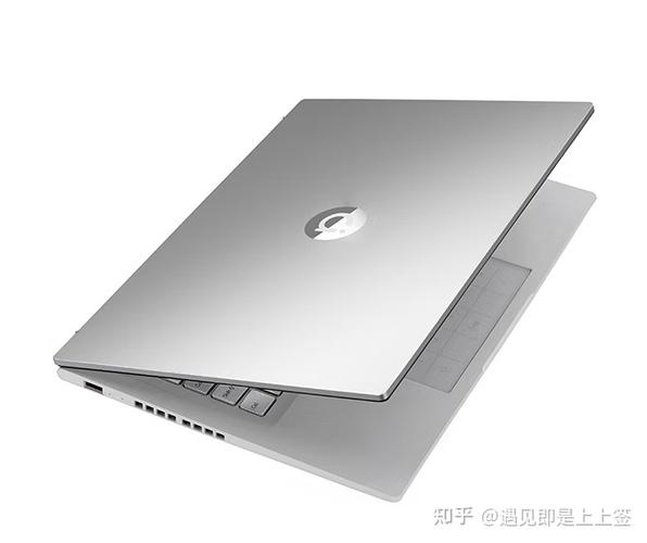 游戏本为什么比轻薄本重?笔记本和轻薄本的区别-图3 游戏本为什么比轻薄本重?笔记本和轻薄本的区别-图3