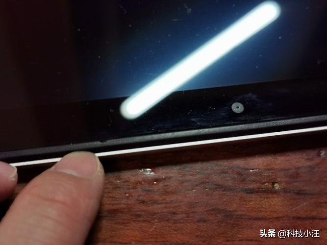 电容屏手机屏幕被打火机的火烧了三四秒会不会坏?笔记本屏幕炸了-图3 电容屏手机屏幕被打火机的火烧了三四秒会不会坏?笔记本屏幕炸了-图3