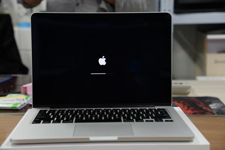 iphone 13屏幕材质都一样吗？笔记本电脑显示器材质-图3