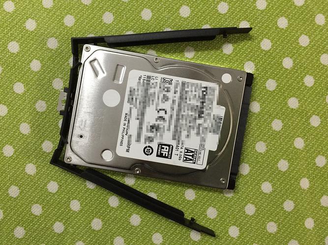 ibm笔记本r50e加装固态硬盘?ibm笔记本硬盘盒-图1 ibm笔记本r50e加装固态硬盘?ibm笔记本硬盘盒-图1