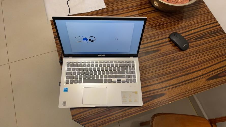华硕vivobook15 v5200 评测?华硕笔记本15英寸-图1 华硕vivobook15 v5200 评测?华硕笔记本15英寸-图1
