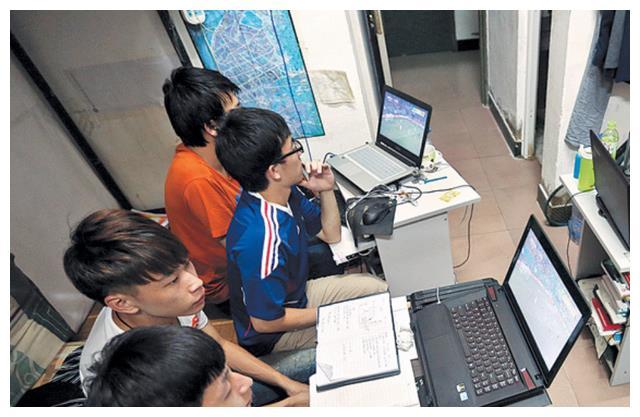 沈航大一让带电脑吗?大学带笔记本-图2 沈航大一让带电脑吗?大学带笔记本-图2