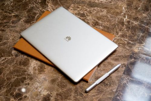 华为MateBook12英寸平板二合一笔记本电脑香槟金好用吗?12寸高端笔记本电脑-图1 华为MateBook12英寸平板二合一笔记本电脑香槟金好用吗?12寸高端笔记本电脑-图1