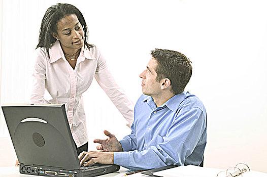 女生送男生笔记本是代表什么意思?女人送男人笔记本-图1 女生送男生笔记本是代表什么意思?女人送男人笔记本-图1
