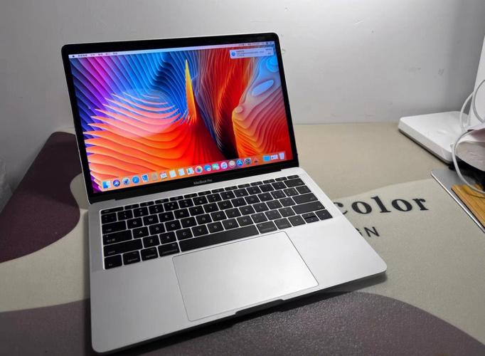 2017款macbookpro15寸?苹果笔记本哪款是金属外壳-图2 2017款macbookpro15寸?苹果笔记本哪款是金属外壳-图2