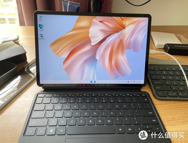 matebook e可以玩游戏吗?二合一笔记本 游戏-图2 matebook e可以玩游戏吗?二合一笔记本 游戏-图2