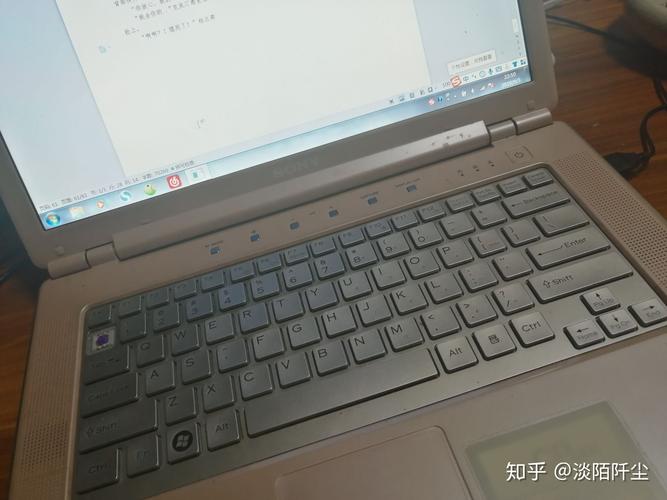 推荐写小说的笔记本电脑？强笔记本 小说-图1