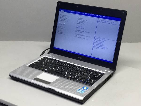 nec笔记本vk17评测?17寸笔记本游戏本-图2 nec笔记本vk17评测?17寸笔记本游戏本-图2