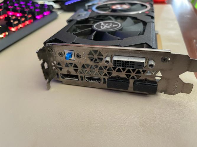 七彩虹1080烈焰战神8g测评？战神笔记本 8G内存 测评-图2