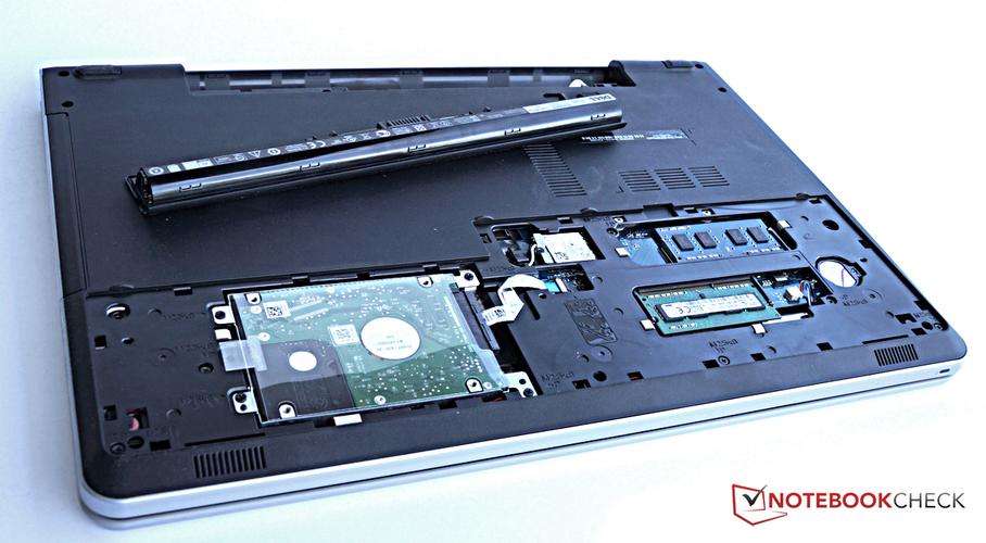 戴尔inspiron13怎么拆?dell笔记本inspiron13-图2 戴尔inspiron13怎么拆?dell笔记本inspiron13-图2